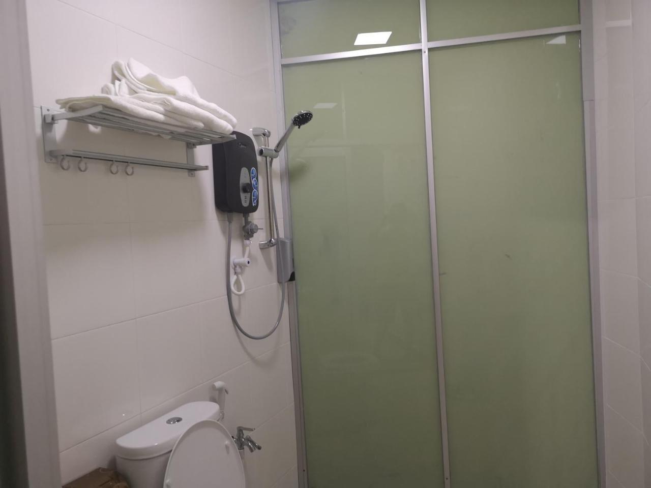 Home Inn Hotel Іпох Екстер'єр фото