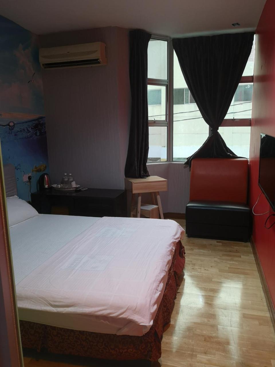 Home Inn Hotel Іпох Екстер'єр фото